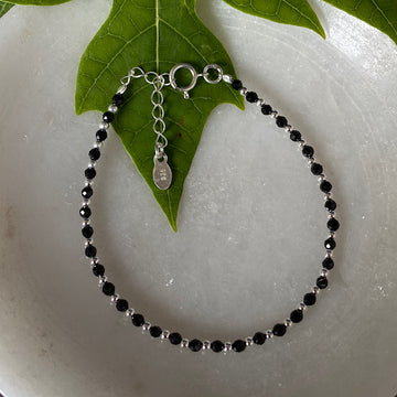 Black Beads Nazariya Bracelet